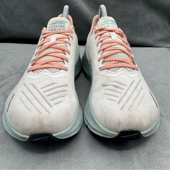 AltraFWD Experience Women’s 7 White Pink Road Running Shoes Sneakers - Picture 9 of 16
